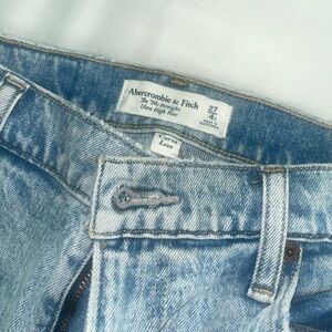 Abercrombie & Fitch Light Blue Denim Pants - 90s Straight Ultra High Rise
